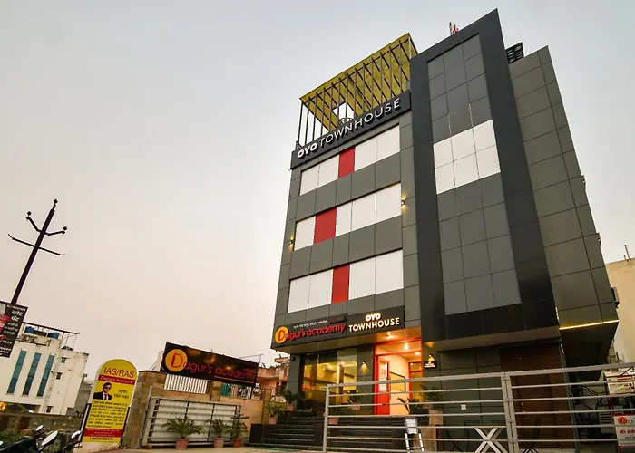 Hotel O Luxurs Jaipur